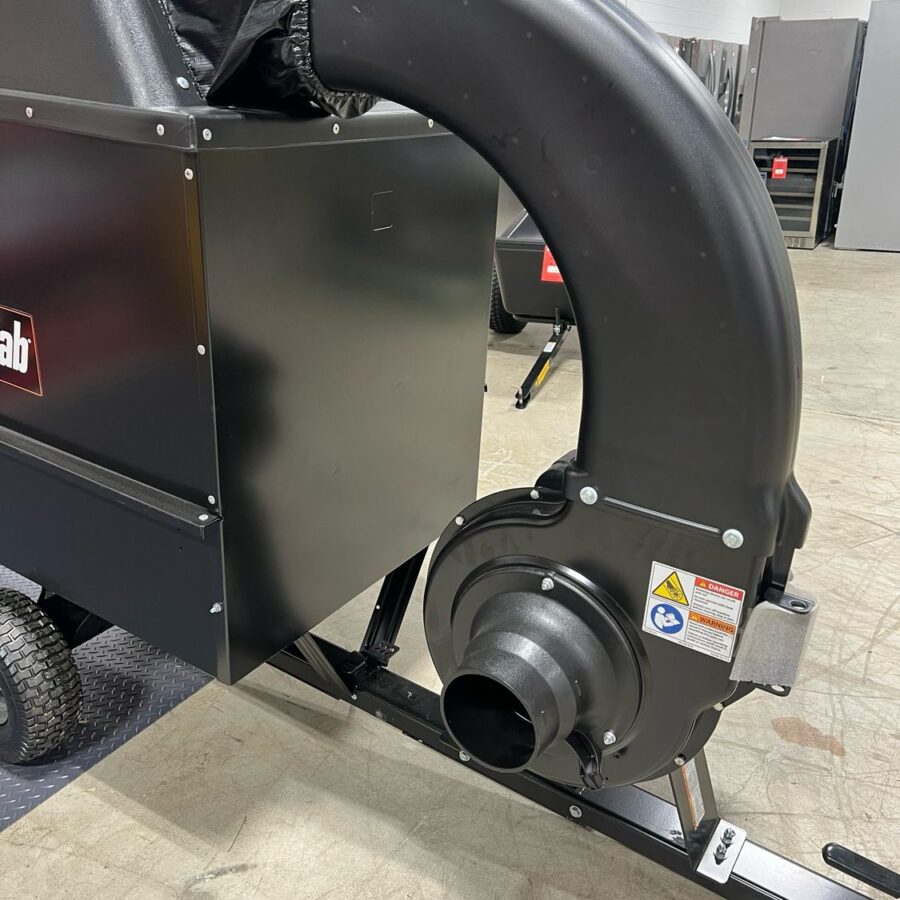 Agri-Fab Mow N Vac, 32 Cu Ft Capacity